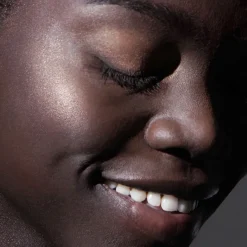 Bobbi Brown Highlighter|