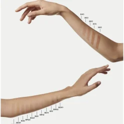 CHANEL Concealer|CONCEALER – LANGER HALT – MAXIMALER TRAGEKOMFORT – MAKELLOSES FINISH