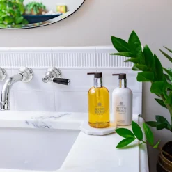 Molton Brown Handpflege·Handreinigung|