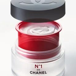 CHANEL Anti Aging·Anti-Aging|POLSTERT AUF – GLÄTTET – SCHÜTZT